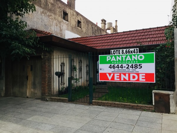Foto Casa en Venta en Liniers, Ciudad de Buenos Aires - U$D 420.000 - pix24593315 - BienesOnLine